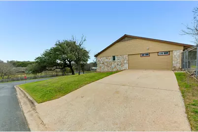 13000 Arroyo Doble Drive, Manchaca, TX 78652 - Photo 37