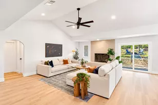 5704 Parkwood Dr, Austin, TX 78735 - Photo 3