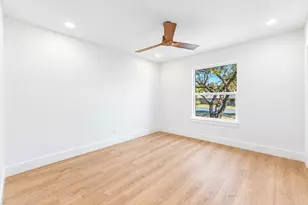 5704 Parkwood Dr, Austin, TX 78735 - Photo 21