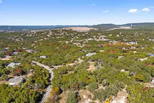 7601 White Oak Dr, Lago Vista, TX 78645 - Photo 1