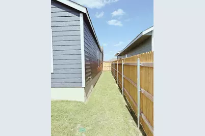 212 The Good Way, Jarrell, TX 76537 - Photo 25