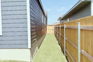 212 The Good Wy, Jarrell, TX 76537 - Photo 25