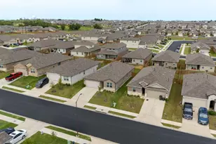 117 Mackinac Ln, Georgetown, TX 78626 - Photo 3