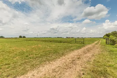 734 E Fm 485, Cameron, TX 76520 - Photo 31