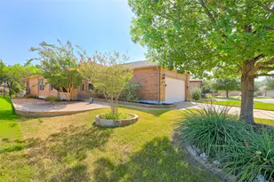 600 Salado Creek Ln, Georgetown, TX 78633 - Photo 3
