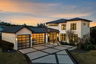 909 Cypress Grove Dr, Austin, TX 78732 - Photo 1