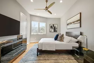 909 Cypress Grove Dr, Austin, TX 78732 - Photo 23