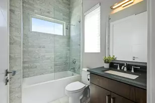 909 Cypress Grove Dr, Austin, TX 78732 - Photo 27