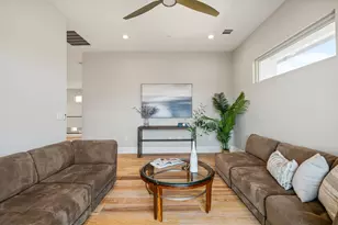 909 Cypress Grove Dr, Austin, TX 78732 - Photo 31