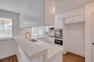 10214 Oak Hollow Dr, Austin, TX 78758 - Photo 15