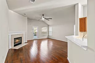 9401 Pioneer Forest Dr, Austin, TX 78744 - Photo 11