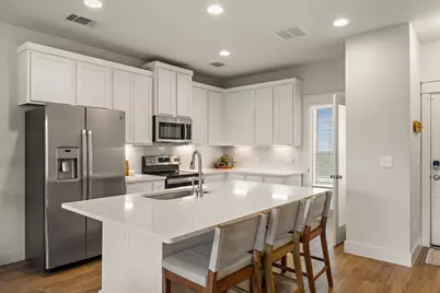 13501 Metric Boulevard #25, Austin, TX 78727 - Photo 3
