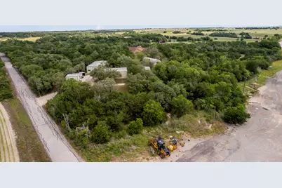 618 County Road 156, Granger, TX 76530 - Photo 15