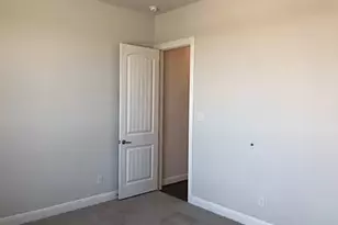 713 Woodview Dr, Leander, TX 78641 - Photo 9