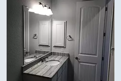 713 Woodview Drive, Leander, TX 78641 - Photo 7