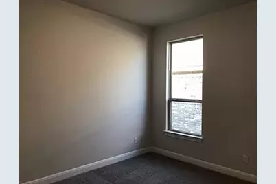 713 Woodview Drive, Leander, TX 78641 - Photo 5