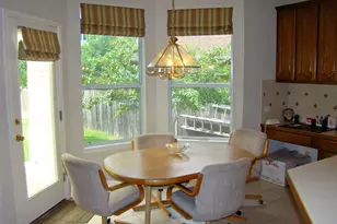10700 Pointe View Dr, Austin, TX 78738 - Photo 9