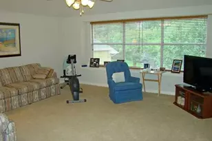 10700 Pointe View Dr, Austin, TX 78738 - Photo 11