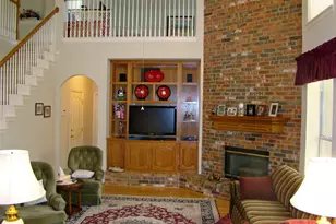 10700 Pointe View Dr, Austin, TX 78738 - Photo 9