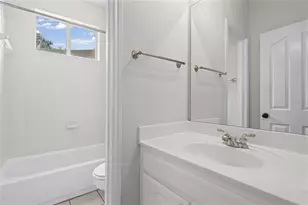 10700 Pointe View Dr, Austin, TX 78738 - Photo 15