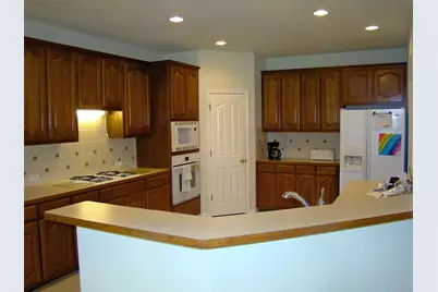 10700 Pointe View Drive, Austin, TX 78738 - Photo 7