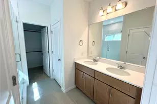 338 Dogvane Cir, Kyle, TX 78640 - Photo 7