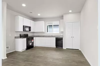 2963 Winding Creek Road, Kyle, TX 78640 - Photo 13