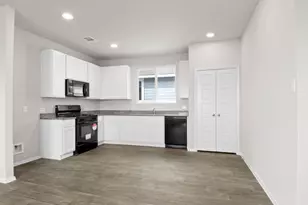 2963 Winding Creek Rd, Kyle, TX 78640 - Photo 13