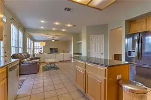 10644 Bramblecrest Dr, Austin, TX 78726 - Photo 11