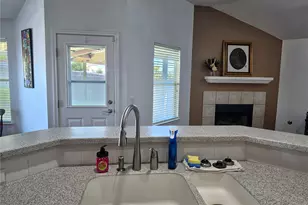 226 Lakemont Dr, Hutto, TX 78634 - Photo 13