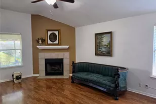 226 Lakemont Dr, Hutto, TX 78634 - Photo 17