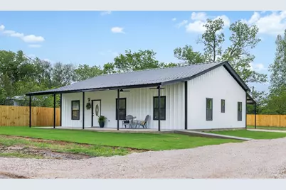 1110 Caldwell, Lexington, TX 78947 - Photo 3