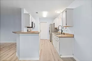 1009 Laurelleaf Dr, Pflugerville, TX 78660 - Photo 11