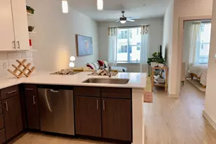 320 Goll St, Kyle, TX 78640 - Photo 9