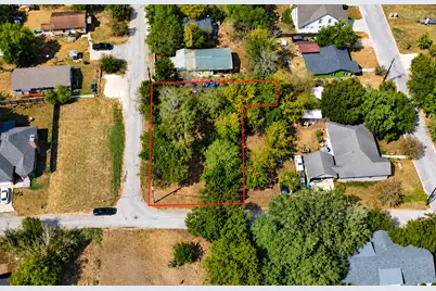 917 Proctor Street, Lockhart, TX 78644 - Photo 11