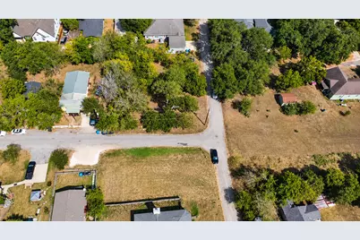 917 Proctor Street, Lockhart, TX 78644 - Photo 9