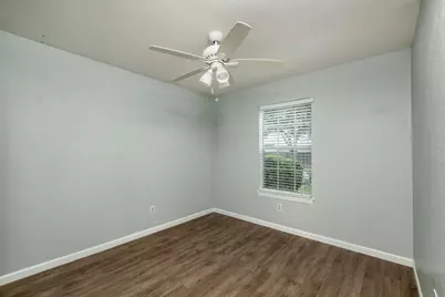 5930 Jacob Glen, Austin, TX 78727 - Photo 11