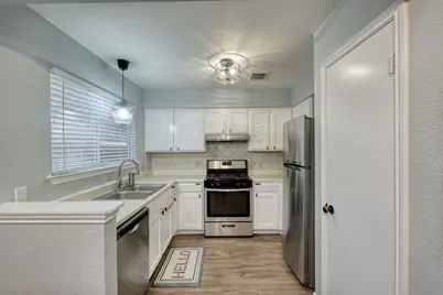 5930 Jacob Glen, Austin, TX 78727 - Photo 5