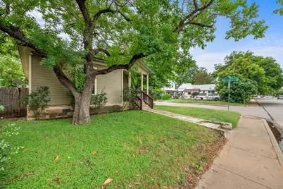 111 Adam L Chapa Sr Street, Austin, TX 78702 - Photo 3