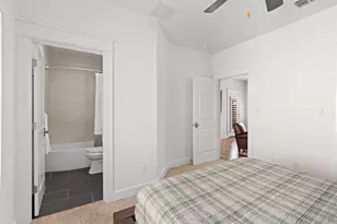 1227 Newning Ave, Austin, TX 78704 - Photo 33