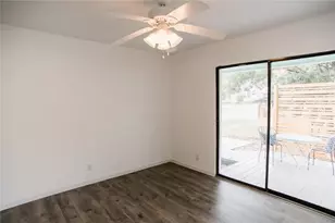 5139 Meadow Creek Dr, Austin, TX 78745 - Photo 29