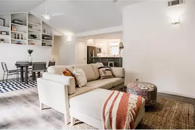 5139 Meadow Creek Drive, Austin, TX 78745 - Photo 13