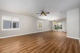 105 Lubbock Dr, Georgetown, TX 78633 - Photo 13