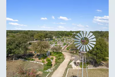 105 Lubbock Drive, Georgetown, TX 78633 - Photo 35