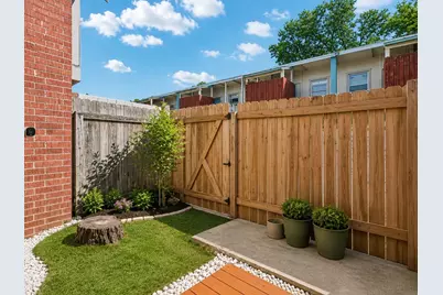 1221 W Hopkins Street #2, San Marcos, TX 78666 - Photo 11