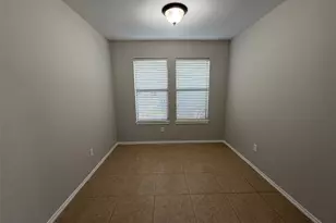 8009 Tuscarora Trail, Austin, TX 78729 - Photo 3