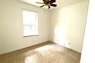 401 W 55 1/2 St, Austin, TX 78751 - Photo 11