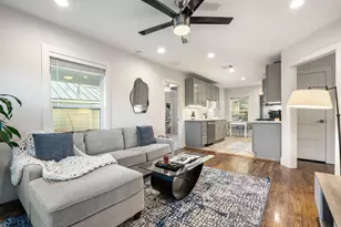 2702 Crest Ave, Austin, TX 78702 - Photo 11