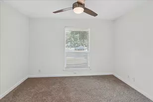 10403 Pinehurst Dr, Austin, TX 78747 - Photo 19