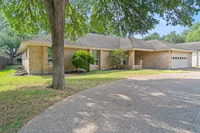 10403 Pinehurst Drive, Austin, TX 78747 - Photo 5